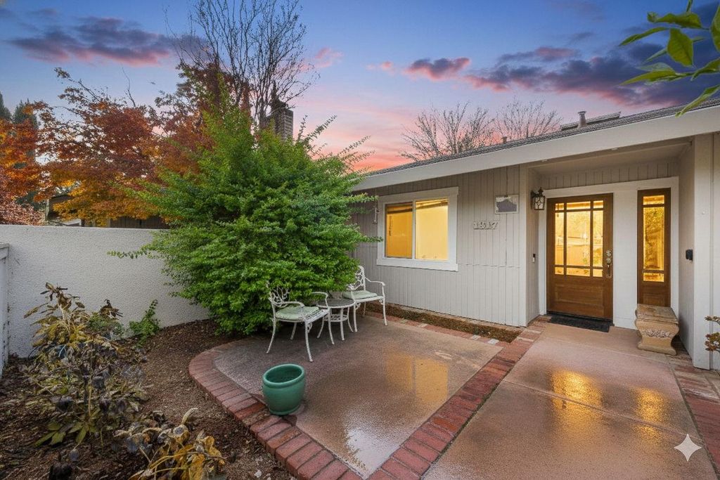 1317 Lake Blvd, Davis, CA 95616