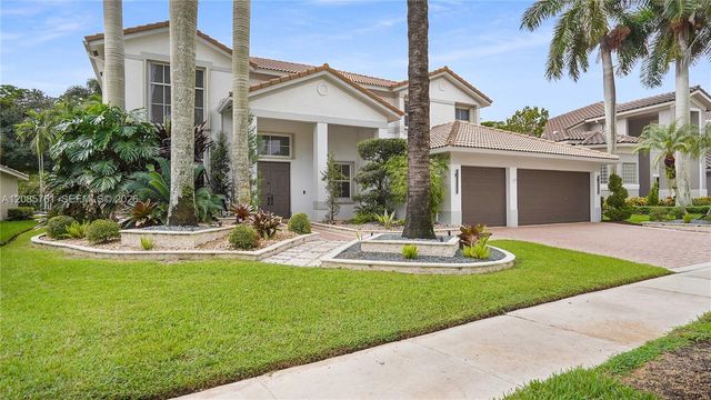 1606 Victoria Pointe Circle, Weston, FL 33327