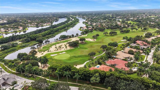 1606 Victoria Pointe Circle, Weston, FL 33327