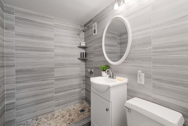 29 Concord Avenue 705, Cambridge, MA 02138