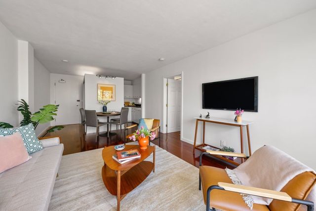 29 Concord Avenue 705, Cambridge, MA 02138