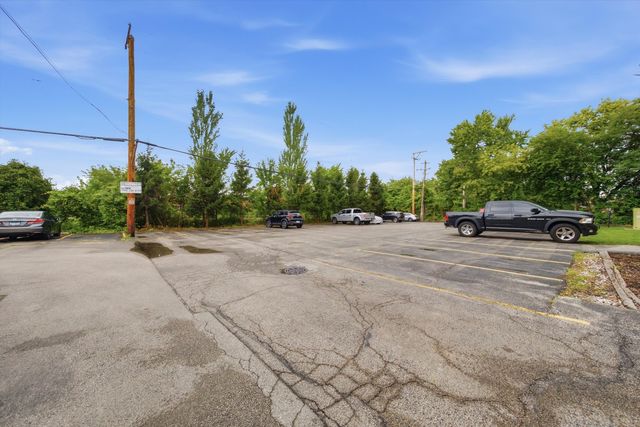 6490 N Northwest Highway 1C, Chicago, IL 60631