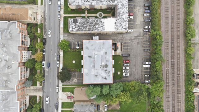 6490 N Northwest Highway 1C, Chicago, IL 60631