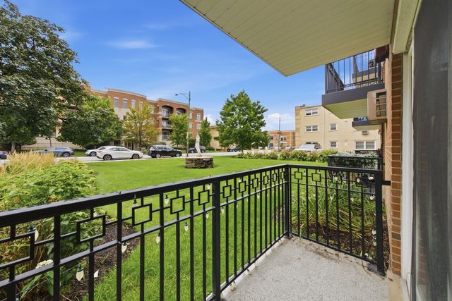6490 N Northwest Highway 1C, Chicago, IL 60631