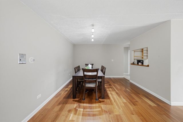 6490 N Northwest Highway 1C, Chicago, IL 60631