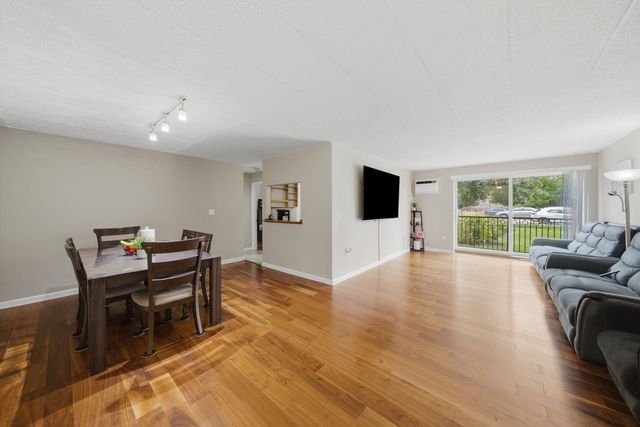 6490 N Northwest Highway 1C, Chicago, IL 60631