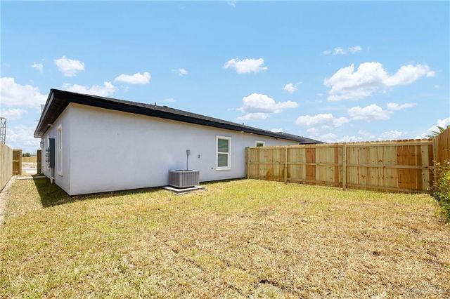 2801 Bald Cypress Avenue, Weslaco, TX 78599