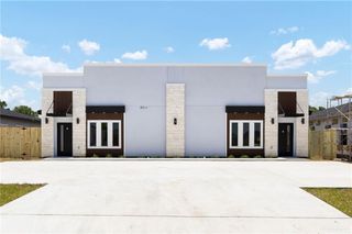 2801 Bald Cypress Avenue, Weslaco, TX 78599
