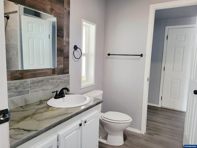 4722 Wyoming Cir NE, Salem, OR 97305