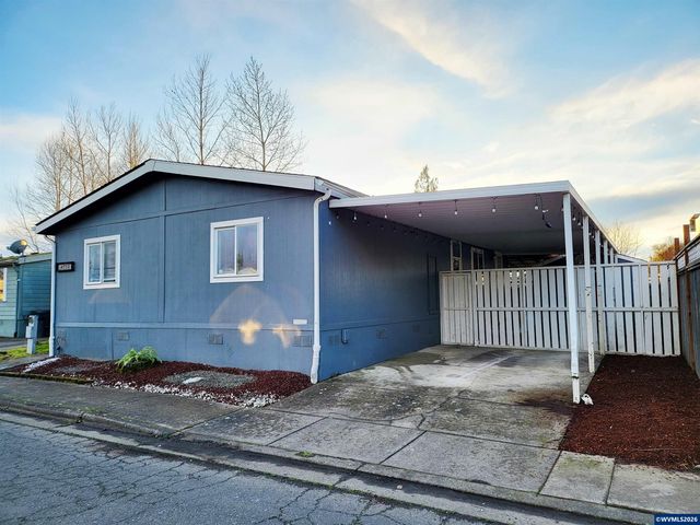 4722 Wyoming Cir NE, Salem, OR 97305