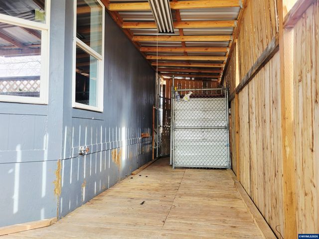 4722 Wyoming Cir NE, Salem, OR 97305