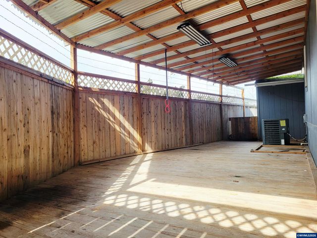 4722 Wyoming Cir NE, Salem, OR 97305