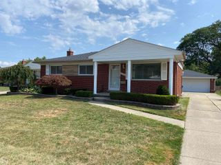 27448 Haverhill Drive, Warren, MI 48092