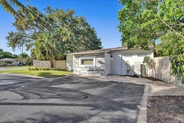 101 SW 22nd Ave 0, Fort Lauderdale, FL 33312