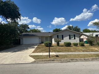 1023 MOREY PEAK DR, San Antonio, TX 78213