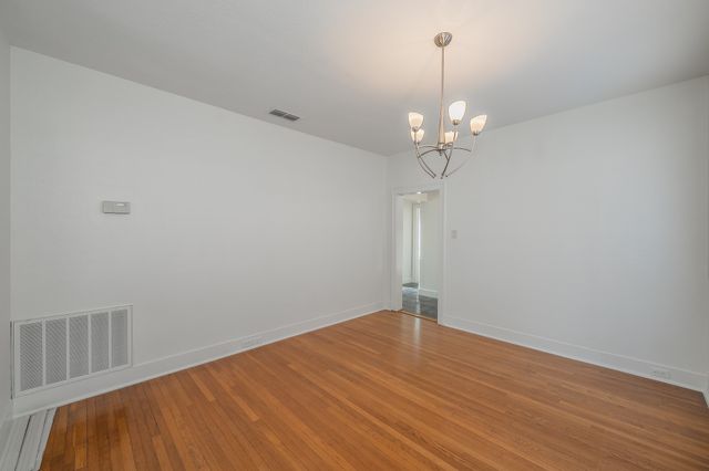 2412 Kenley Street, Fort Worth, TX 76107