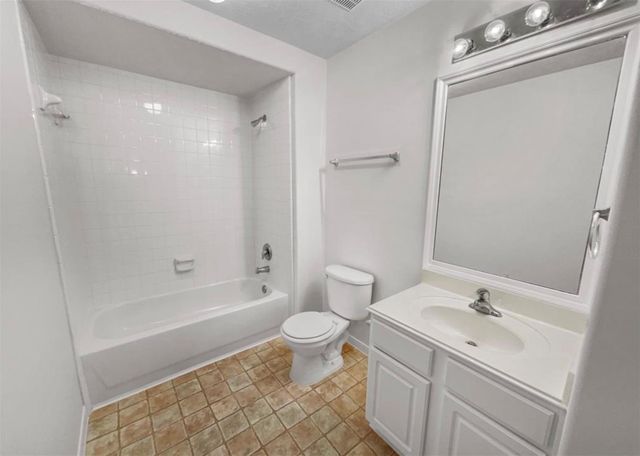 622 Manchester Trail Drive, Spring, TX 77373