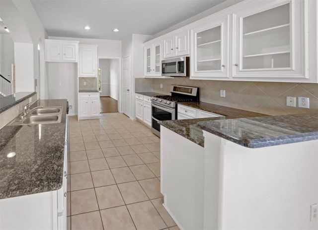 622 Manchester Trail Drive, Spring, TX 77373