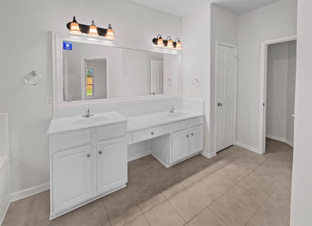 622 Manchester Trail Drive, Spring, TX 77373