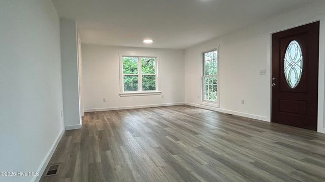 134 S Navassa Road, Leland, NC 28451