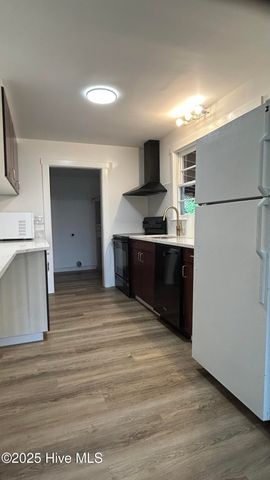 134 S Navassa Road, Leland, NC 28451