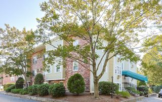 365 Washington St 4, Norwood, MA 02062
