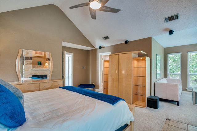 9428 Blue Jay Way, Irving, TX 75063