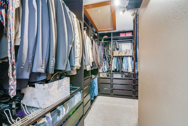 9428 Blue Jay Way, Irving, TX 75063