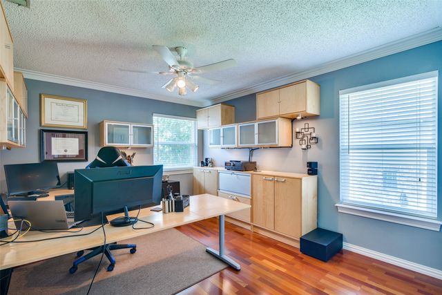 9428 Blue Jay Way, Irving, TX 75063