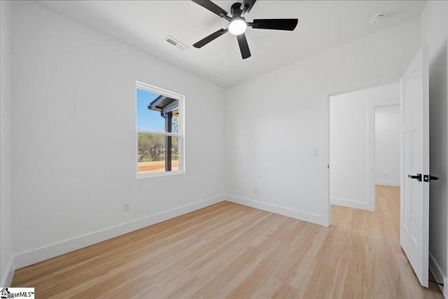 4083 N Blackstock Road, Spartanburg, SC 29301