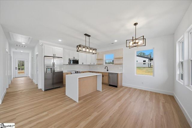 4083 N Blackstock Road, Spartanburg, SC 29301