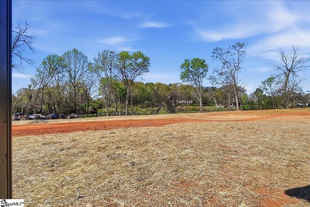 4083 N Blackstock Road, Spartanburg, SC 29301