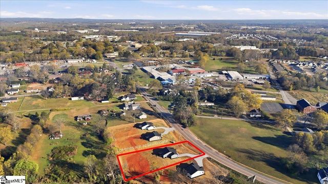 4083 N Blackstock Road, Spartanburg, SC 29301