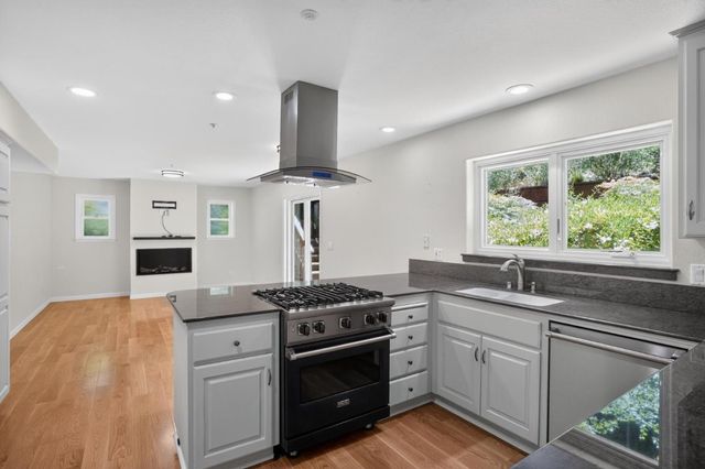 650 Tabor Way, Scotts Valley, CA 95066