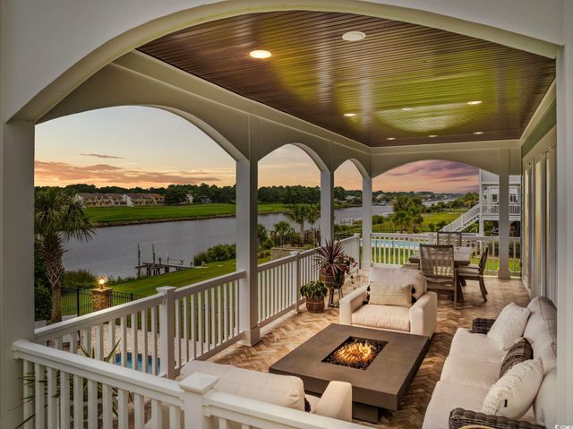 400 West Palms Dr., Myrtle Beach, SC 29579