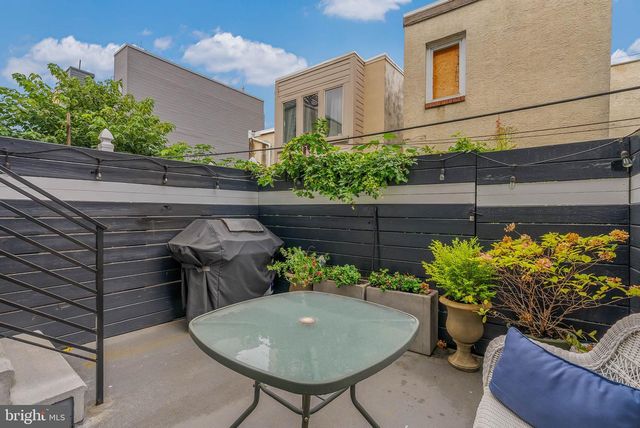 2215 LEAGUE ST, Philadelphia, PA 19146