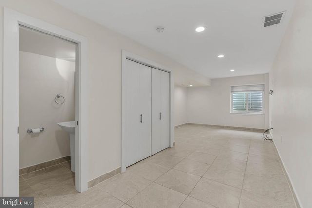 2215 LEAGUE ST, Philadelphia, PA 19146