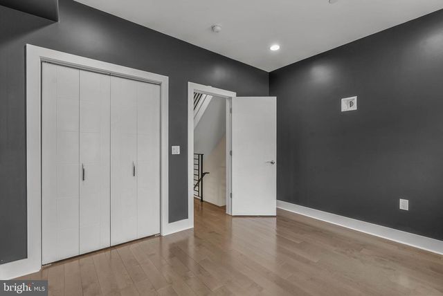 2215 LEAGUE ST, Philadelphia, PA 19146