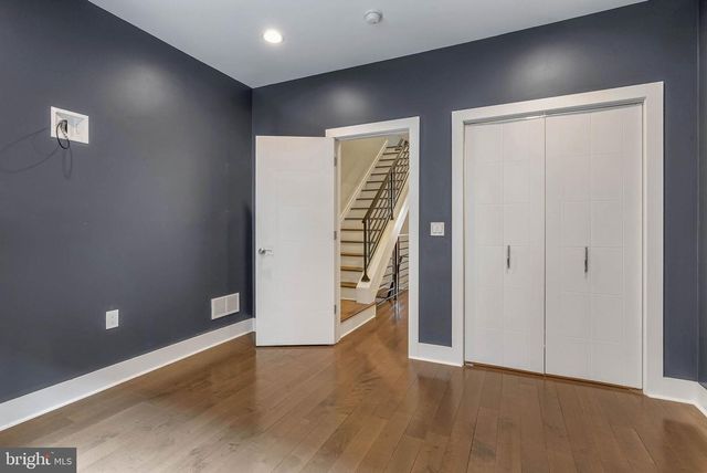 2215 LEAGUE ST, Philadelphia, PA 19146
