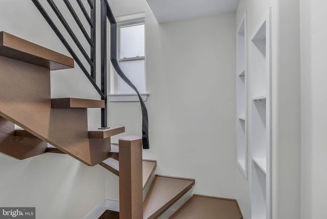 2215 LEAGUE ST, Philadelphia, PA 19146