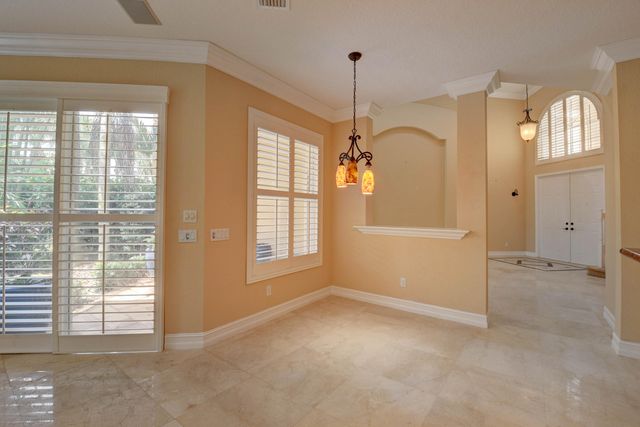8957 Sandy Crest Lane, Boynton Beach, FL 33473