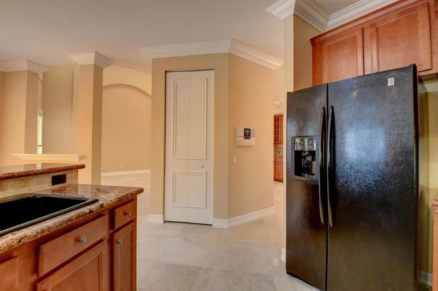 8957 Sandy Crest Lane, Boynton Beach, FL 33473