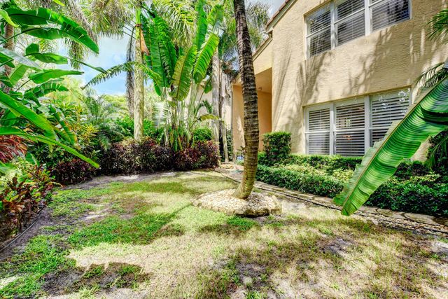 8957 Sandy Crest Lane, Boynton Beach, FL 33473