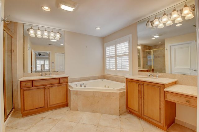 8957 Sandy Crest Lane, Boynton Beach, FL 33473