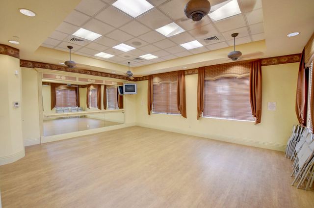 8957 Sandy Crest Lane, Boynton Beach, FL 33473
