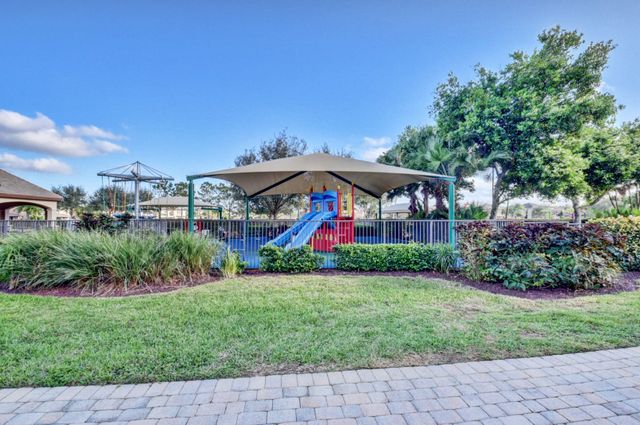 8957 Sandy Crest Lane, Boynton Beach, FL 33473
