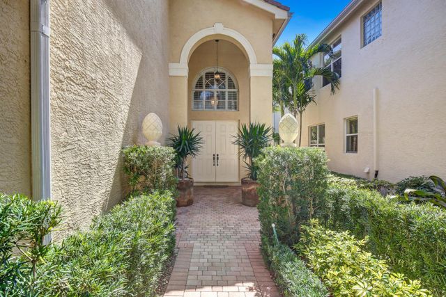8957 Sandy Crest Lane, Boynton Beach, FL 33473