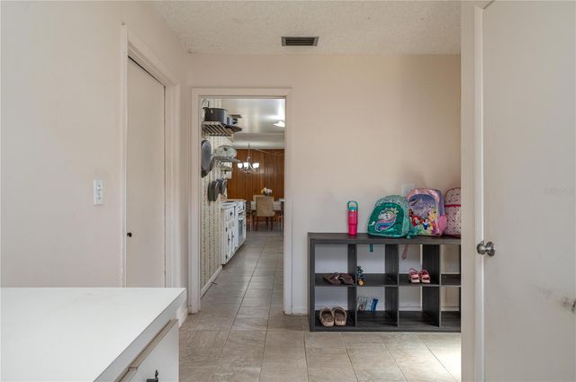 136 LAKE RING DRIVE, Winter Haven, FL 33884