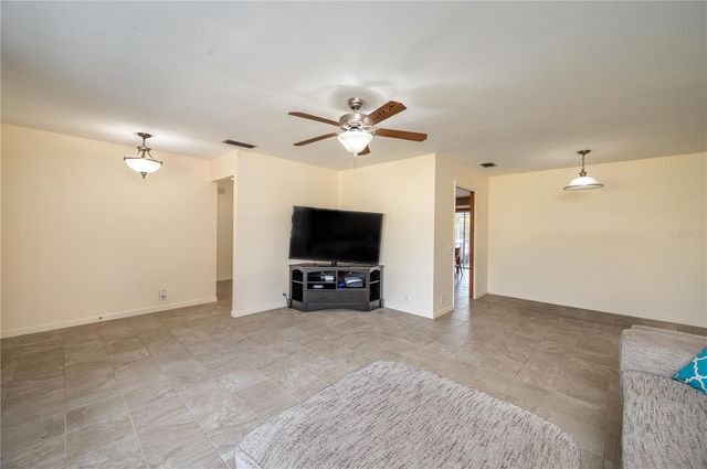 136 LAKE RING DRIVE, Winter Haven, FL 33884