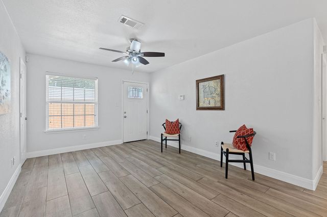 6001 Jain LN, Austin, TX 78721